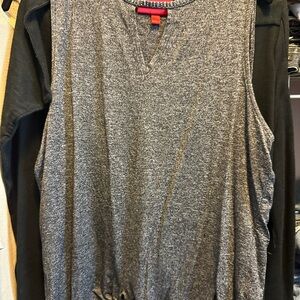 Jennifer Lopez Gray Sleeveless Blouse